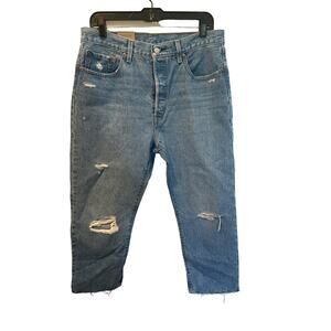Women’s Levi’s 501 Cropped Jeans. Size 32X26. NWT!